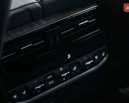 Тойота Land Cruiser 300, об'ємом двигуна 3.3 л та пробігом 0 тис. км за 96344 $, фото 43 на Automoto.ua