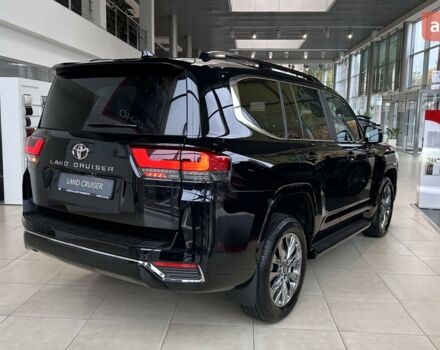 Тойота Land Cruiser 300, объемом двигателя 3.3 л и пробегом 0 тыс. км за 96948 $, фото 9 на Automoto.ua