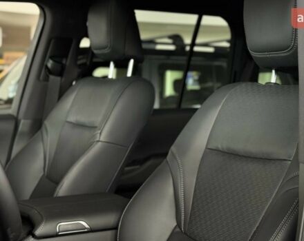 Тойота Land Cruiser 300, об'ємом двигуна 3.3 л та пробігом 0 тис. км за 96126 $, фото 11 на Automoto.ua