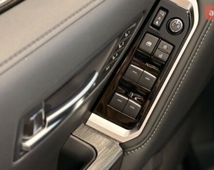 Тойота Land Cruiser 300, объемом двигателя 3.3 л и пробегом 0 тыс. км за 98034 $, фото 17 на Automoto.ua