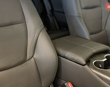 Тойота Land Cruiser 300, объемом двигателя 3.3 л и пробегом 0 тыс. км за 98034 $, фото 21 на Automoto.ua