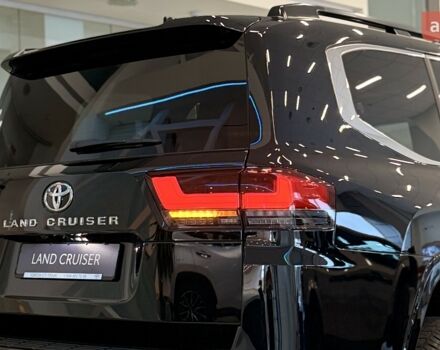 Тойота Land Cruiser 300, объемом двигателя 3.3 л и пробегом 0 тыс. км за 98034 $, фото 4 на Automoto.ua