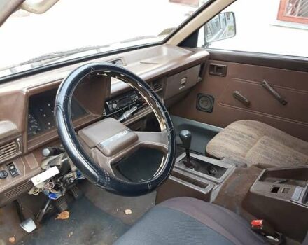 Серый Тойота LiteAce, объемом двигателя 1.5 л и пробегом 410 тыс. км за 2600 $, фото 5 на Automoto.ua