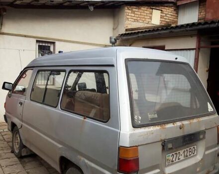 Серый Тойота LiteAce, объемом двигателя 1.5 л и пробегом 410 тыс. км за 2600 $, фото 3 на Automoto.ua