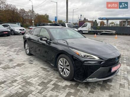 Черный Тойота Mirai, объемом двигателя 0 л и пробегом 36 тыс. км за 13000 $, фото 1 на Automoto.ua