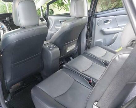 Серый Тойота Prius MPV, объемом двигателя 1.8 л и пробегом 340 тыс. км за 14500 $, фото 1 на Automoto.ua