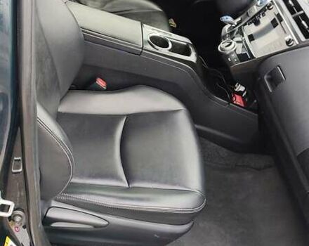Черный Тойота Prius Plus, объемом двигателя 1.8 л и пробегом 225 тыс. км за 17700 $, фото 3 на Automoto.ua