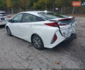 Белый Тойота Prius Prime, объемом двигателя 1.8 л и пробегом 54 тыс. км за 5000 $, фото 2 на Automoto.ua
