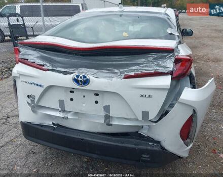 Белый Тойота Prius Prime, объемом двигателя 1.8 л и пробегом 54 тыс. км за 5000 $, фото 6 на Automoto.ua