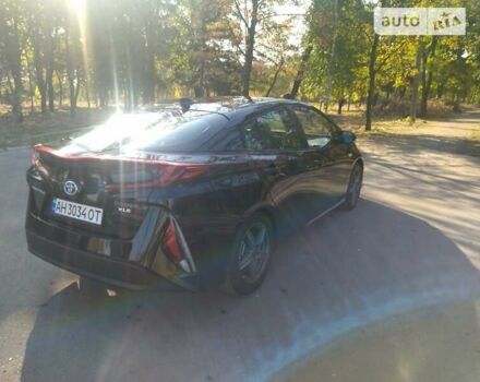 Черный Тойота Prius Prime, объемом двигателя 1.8 л и пробегом 9 тыс. км за 24750 $, фото 6 на Automoto.ua