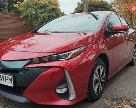 Красный Тойота Prius Prime, объемом двигателя 1.8 л и пробегом 81 тыс. км за 18000 $, фото 1 на Automoto.ua