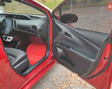 Красный Тойота Prius Prime, объемом двигателя 1.8 л и пробегом 81 тыс. км за 18000 $, фото 39 на Automoto.ua