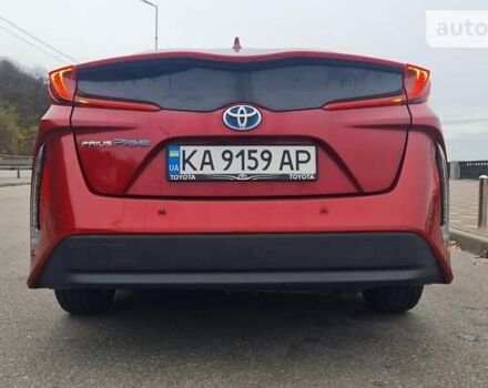 Червоний Тойота Prius Prime, об'ємом двигуна 1.8 л та пробігом 116 тис. км за 17499 $, фото 9 на Automoto.ua