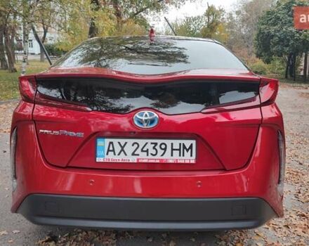 Красный Тойота Prius Prime, объемом двигателя 1.8 л и пробегом 81 тыс. км за 18000 $, фото 4 на Automoto.ua