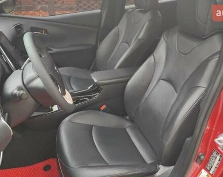 Красный Тойота Prius Prime, объемом двигателя 1.8 л и пробегом 81 тыс. км за 18000 $, фото 19 на Automoto.ua