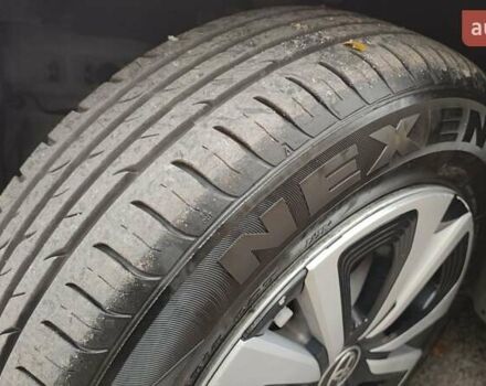 Красный Тойота Prius Prime, объемом двигателя 1.8 л и пробегом 81 тыс. км за 18000 $, фото 46 на Automoto.ua