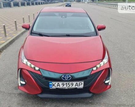 Червоний Тойота Prius Prime, об'ємом двигуна 1.8 л та пробігом 116 тис. км за 17499 $, фото 3 на Automoto.ua