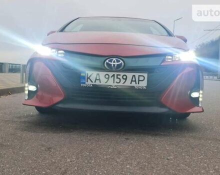 Червоний Тойота Prius Prime, об'ємом двигуна 1.8 л та пробігом 116 тис. км за 17499 $, фото 4 на Automoto.ua