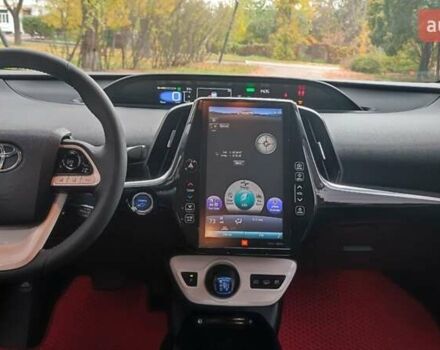 Красный Тойота Prius Prime, объемом двигателя 1.8 л и пробегом 81 тыс. км за 18000 $, фото 26 на Automoto.ua