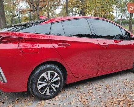 Красный Тойота Prius Prime, объемом двигателя 1.8 л и пробегом 81 тыс. км за 18000 $, фото 9 на Automoto.ua