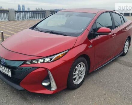 Красный Тойота Prius Prime, объемом двигателя 1.8 л и пробегом 116 тыс. км за 17499 $, фото 12 на Automoto.ua