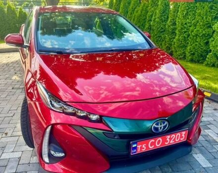 Красный Тойота Prius Prime, объемом двигателя 1.8 л и пробегом 67 тыс. км за 18400 $, фото 3 на Automoto.ua