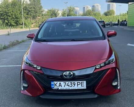 Красный Тойота Prius Prime, объемом двигателя 1.8 л и пробегом 136 тыс. км за 17700 $, фото 1 на Automoto.ua