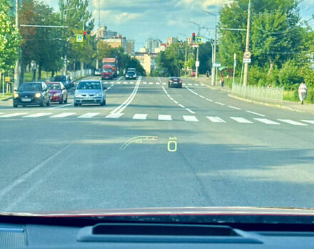 Красный Тойота Prius Prime, объемом двигателя 1.8 л и пробегом 67 тыс. км за 18400 $, фото 24 на Automoto.ua