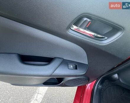 Красный Тойота Prius Prime, объемом двигателя 1.8 л и пробегом 136 тыс. км за 17700 $, фото 13 на Automoto.ua