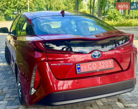 Красный Тойота Prius Prime, объемом двигателя 1.8 л и пробегом 67 тыс. км за 18400 $, фото 7 на Automoto.ua