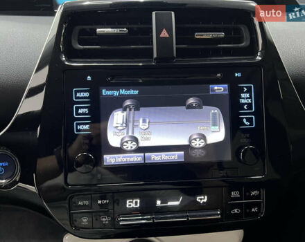 Красный Тойота Prius Prime, объемом двигателя 1.8 л и пробегом 127 тыс. км за 17900 $, фото 11 на Automoto.ua