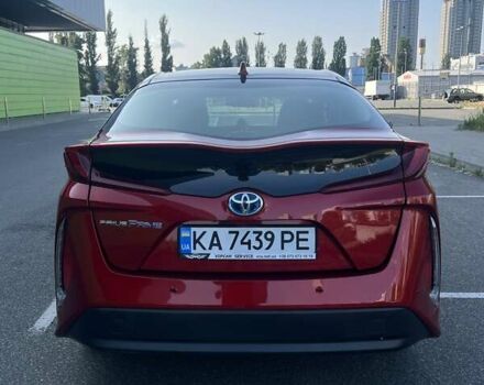 Красный Тойота Prius Prime, объемом двигателя 1.8 л и пробегом 136 тыс. км за 17700 $, фото 4 на Automoto.ua