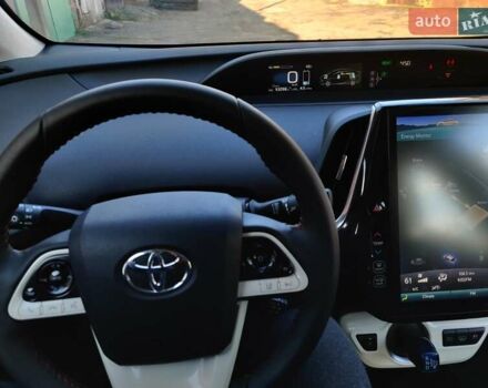 Красный Тойота Prius Prime, объемом двигателя 1.8 л и пробегом 93 тыс. км за 18900 $, фото 14 на Automoto.ua