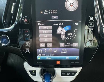 Красный Тойота Prius Prime, объемом двигателя 1.8 л и пробегом 136 тыс. км за 17700 $, фото 22 на Automoto.ua