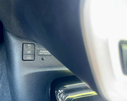 Красный Тойота Prius Prime, объемом двигателя 1.8 л и пробегом 67 тыс. км за 18400 $, фото 23 на Automoto.ua