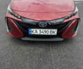 Тойота Prius Prime 2018 у Києві на Automoto.ua Червоний Тойота Prius Prime, об'ємом двигуна 1.8 л та пробігом 99 тис. км за 17300 $, фото 1 на Automoto.ua