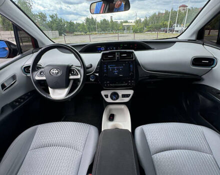 Тойота Prius Prime 2018 у Києві на Automoto.ua Червоний Тойота Prius Prime, об'ємом двигуна 1.8 л та пробігом 99 тис. км за 17300 $, фото 13 на Automoto.ua