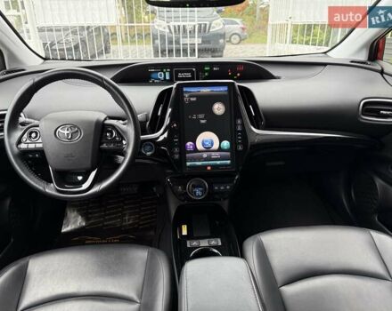 Тойота Prius Prime 2019 в Одессе на Automoto.ua Красный Тойота Prius Prime, объемом двигателя 1.8 л и пробегом 75 тыс. км за 22999 $, фото 12 на Automoto.ua