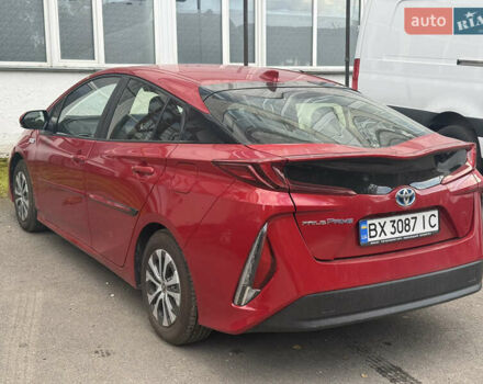 Тойота Prius Prime 2021 у Хмельницькому на Automoto.ua Червоний Тойота Prius Prime, об'ємом двигуна 1.8 л та пробігом 78 тис. км за 17300 $, фото 3 на Automoto.ua
