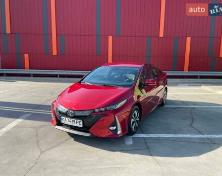 Червоний Тойота Prius Prime, об'ємом двигуна 1.8 л та пробігом 136 тис. км за 17800 $, фото 1 на Automoto.ua