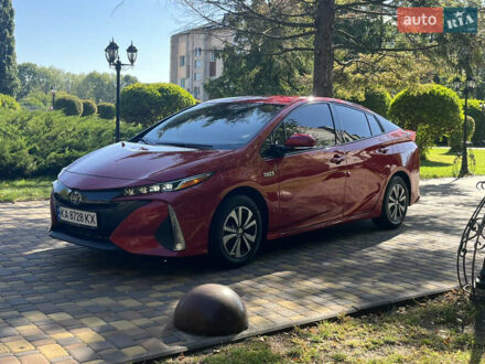 Тойота Prius Prime 2018 в Броварах на Automoto.ua Красный Тойота Prius Prime, объемом двигателя 1.8 л и пробегом 37 тыс. км за 19500 $, фото 1 на Automoto.ua