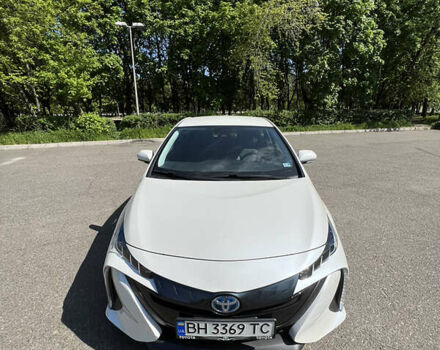 Тойота Prius Prime, об'ємом двигуна 1.8 л та пробігом 237 тис. км за 23200 $, фото 15 на Automoto.ua