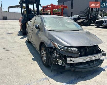 Тойота Prius Prime, объемом двигателя 1.8 л и пробегом 15 тыс. км за 14900 $, фото 3 на Automoto.ua