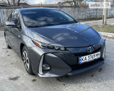 Серый Тойота Prius Prime, объемом двигателя 1.8 л и пробегом 137 тыс. км за 19999 $, фото 41 на Automoto.ua