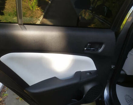 Серый Тойота Prius Prime, объемом двигателя 1.8 л и пробегом 202 тыс. км за 21999 $, фото 14 на Automoto.ua