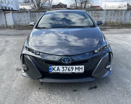 Серый Тойота Prius Prime, объемом двигателя 1.8 л и пробегом 137 тыс. км за 19999 $, фото 57 на Automoto.ua