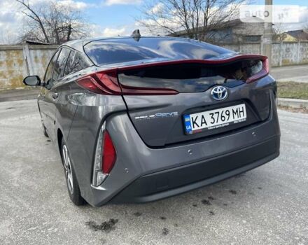 Серый Тойота Prius Prime, объемом двигателя 1.8 л и пробегом 137 тыс. км за 19999 $, фото 28 на Automoto.ua