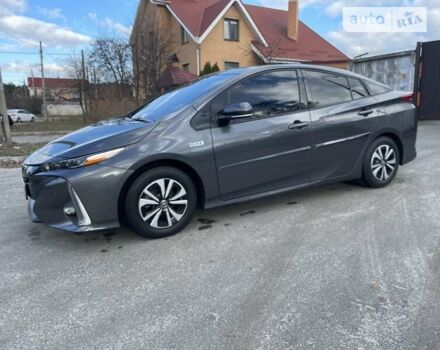 Сірий Тойота Prius Prime, об'ємом двигуна 1.8 л та пробігом 137 тис. км за 19999 $, фото 20 на Automoto.ua