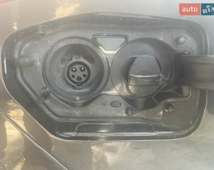 Серый Тойота Prius Prime, объемом двигателя 1.8 л и пробегом 202 тыс. км за 21999 $, фото 17 на Automoto.ua