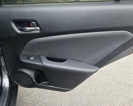 Серый Тойота Prius Prime, объемом двигателя 1.8 л и пробегом 92 тыс. км за 18799 $, фото 18 на Automoto.ua